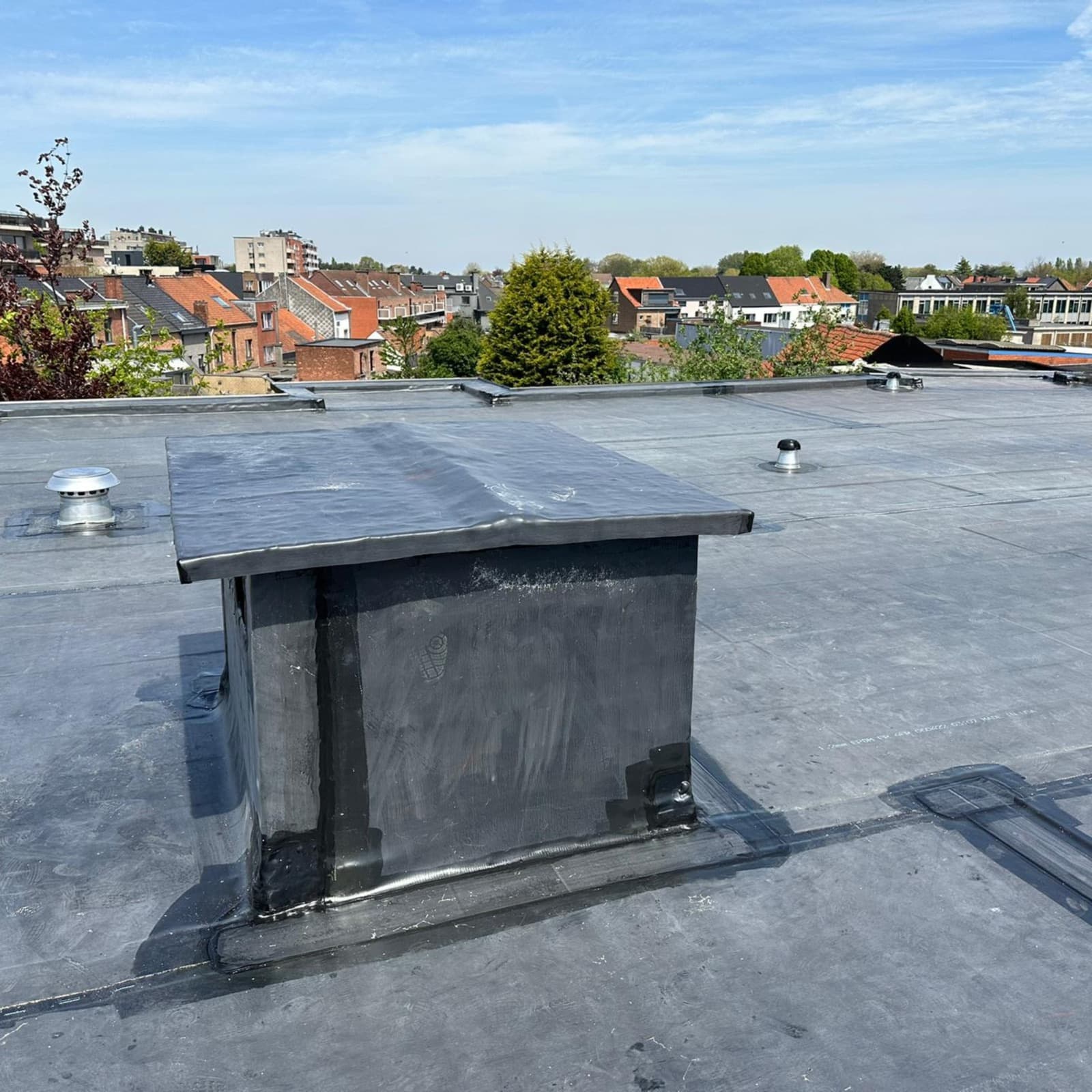 Utiliteitsdak met lichtstraten